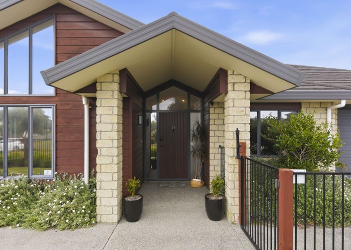  at 90 Regent Drive, Paraparaumu Beach, Kapiti Coast, Wellington