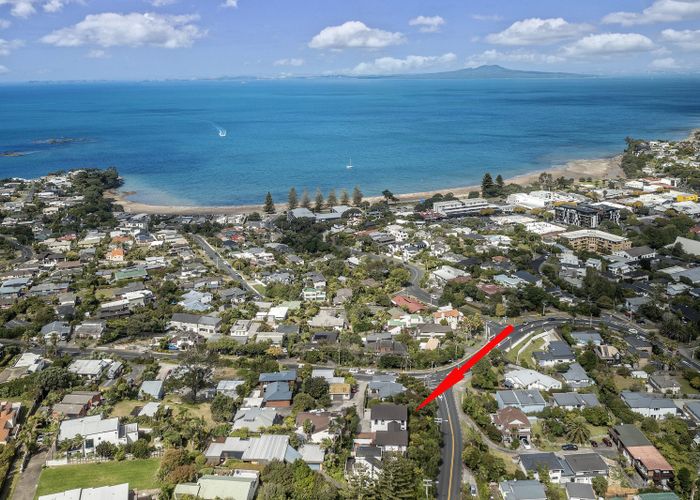  at 832A Beach Road, Torbay, Auckland