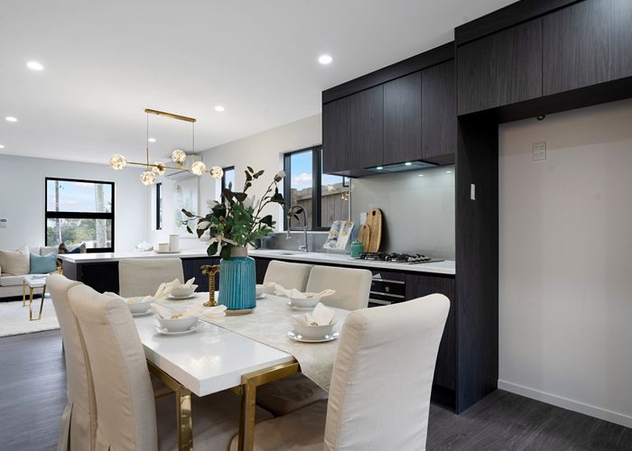  at 4/13 Sarona Avenue, Glen Eden, Waitakere City, Auckland