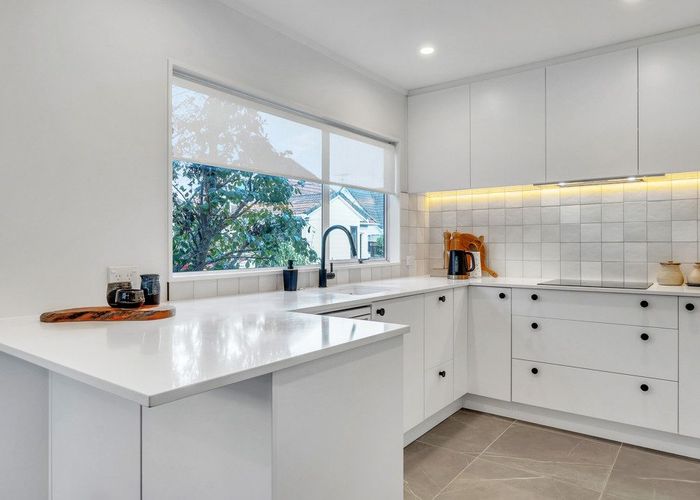  at 116M Michaels Avenue, Ellerslie, Auckland