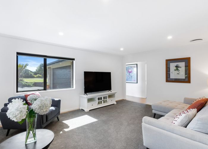  at 28 Columbia Crescent, Beachlands, Manukau City, Auckland