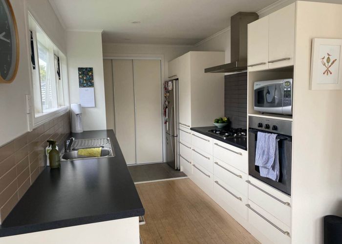  at 94 Tiraumea Drive, Pakuranga, Auckland