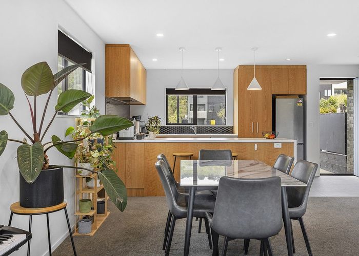  at 16 Bee Lane, Whitby, Porirua, Wellington