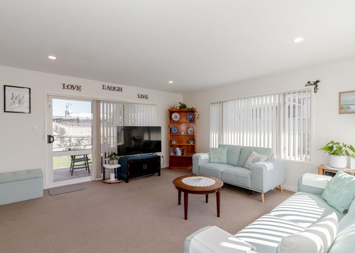  at 1B Oxford Street, Taradale, Napier