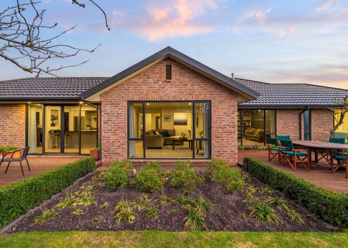  at 7 Sentinel Place, Halswell, Christchurch