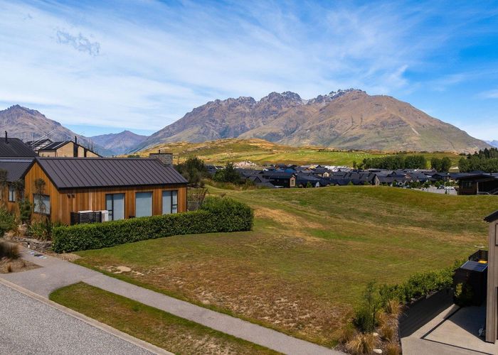  at 33 Cunninghams Drive, Jacks Point, Queenstown-Lakes, Otago