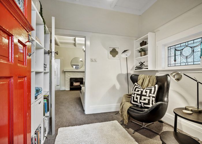  at 10 Bridge View Road, Birkenhead, Auckland