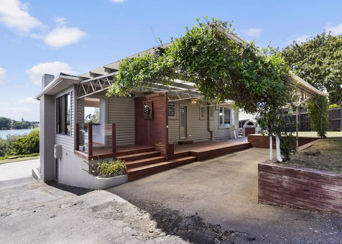  at 86 Waipuna Road, Mount Wellington, Auckland