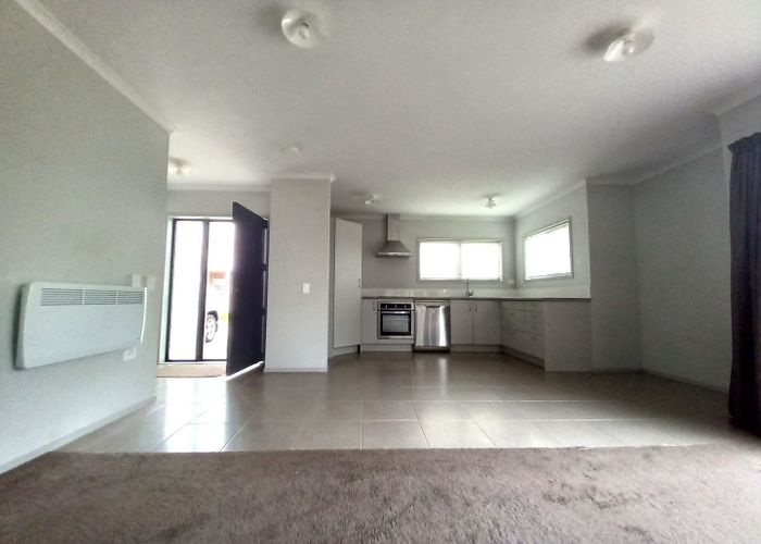  at 6 Whau Crescent, Avondale, Auckland