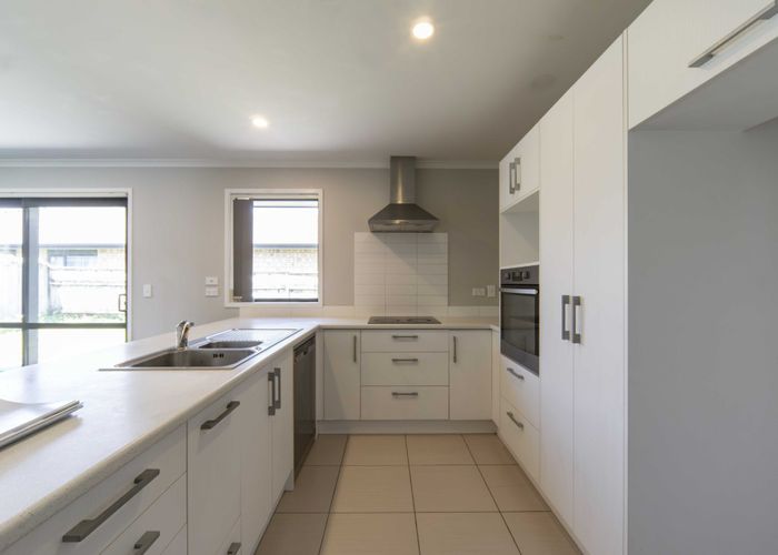  at 12 Teafields Court, Huntington, Hamilton, Waikato