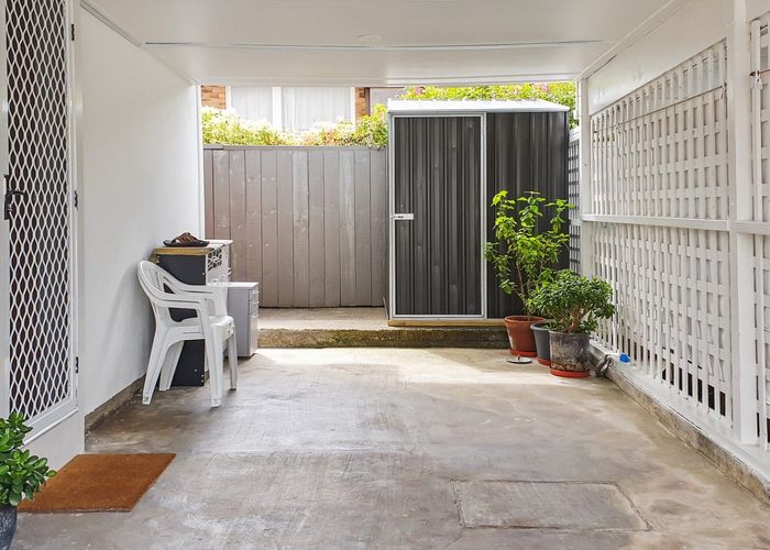  at 4/17 Campbell Road, Royal Oak, Auckland City, Auckland