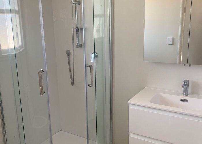  at 5A Manston, Mangere, Manukau City, Auckland