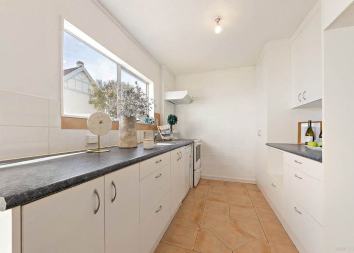  at 2/45 Astley Avenue, New Lynn, Waitakere City, Auckland