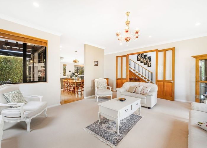  at 6 Cherrywood Crescent, Northpark, Manukau City, Auckland