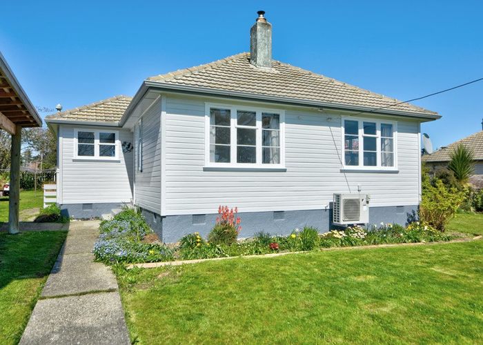  at 4 Cemetery Road, Tapanui, Clutha, Otago