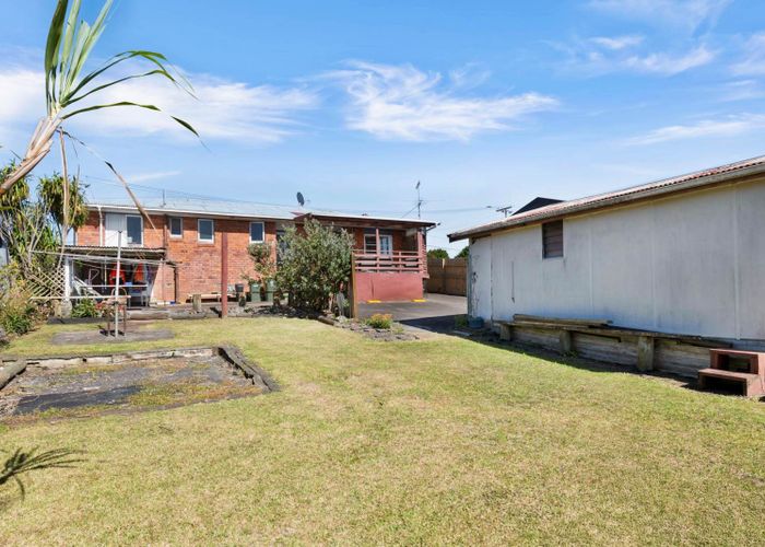  at 52 Thompson Terrace, Manurewa, Manukau City, Auckland