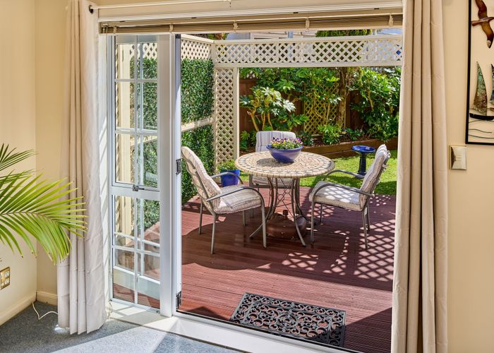  at 20A Redwood Avenue, Tawa, Wellington