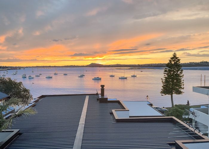  at 2/62 The Parade, Bucklands Beach, Manukau City, Auckland