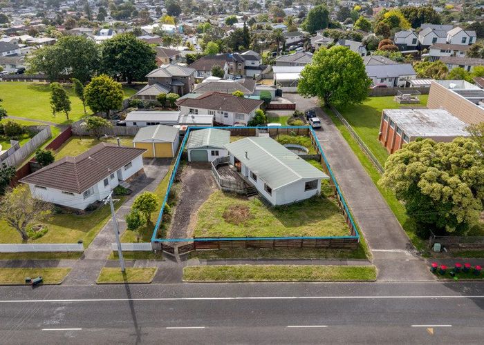  at 60 Hutchinsons Road, Bucklands Beach, Auckland