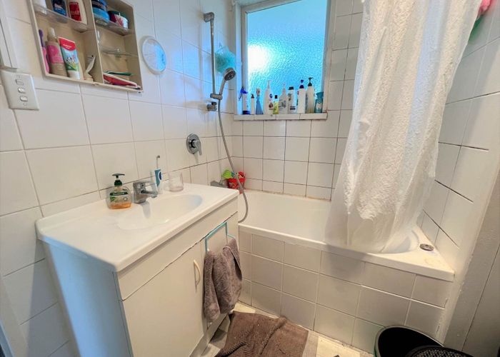  at 4/9 Celtic Crescent, Ellerslie, Auckland City, Auckland