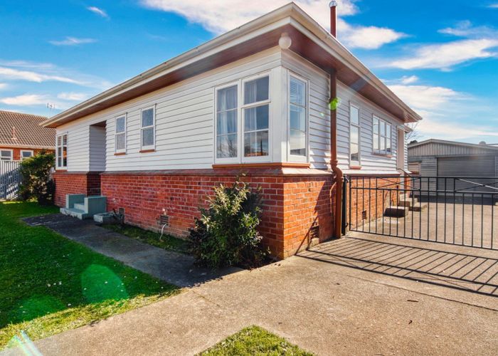  at 129 Savage Crescent, West End, Palmerston North, Manawatu / Whanganui