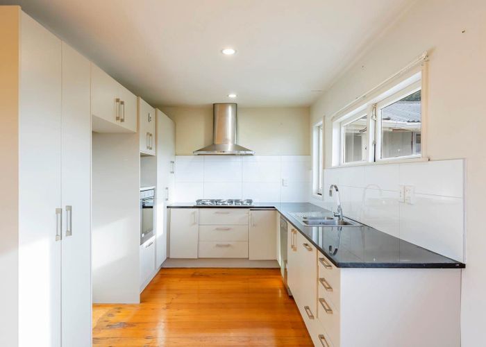  at 46 The Avenue, Albany, North Shore City, Auckland