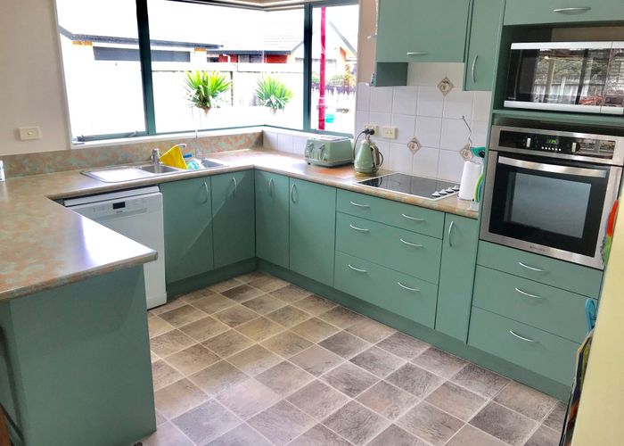  at 9 Kirk Close, Rototuna, Hamilton