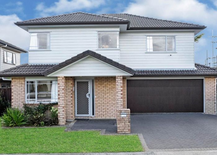  at 33 Malahide Drive, Flat Bush, Auckland