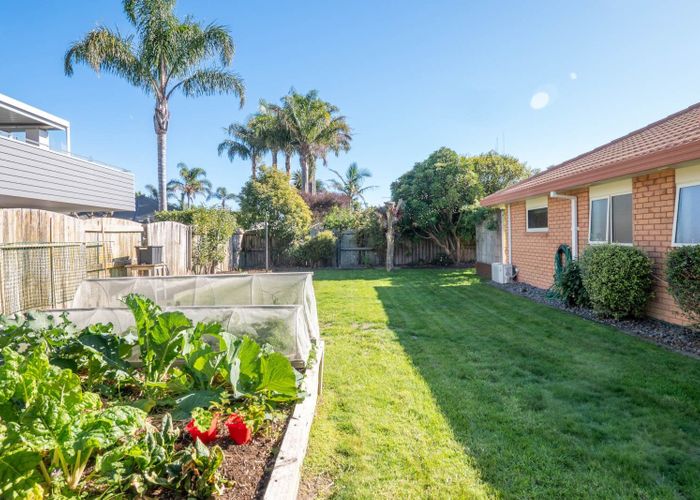  at 80 Gravatt Road, Papamoa Beach, Tauranga, Bay Of Plenty