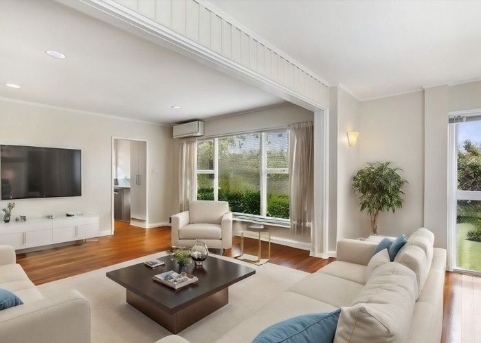  at 1/221 Hurstmere Road, Takapuna, Auckland