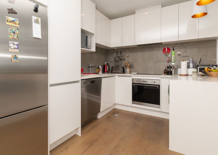  at 303C/26 Racecourse Parade, Avondale, Auckland City, Auckland
