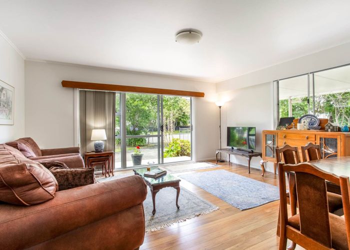  at 2/73 Vodanovich Road, Te Atatu South, Waitakere City, Auckland