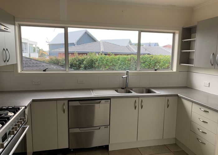  at 1/44 College Road, Northcote, North Shore City, Auckland