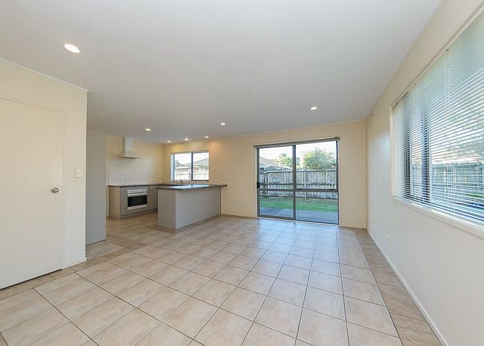  at 104 Redcastle Drive, East Tamaki, Manukau City, Auckland