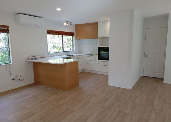  at 34B Kiteroa Terrace, Rothesay Bay, North Shore City, Auckland