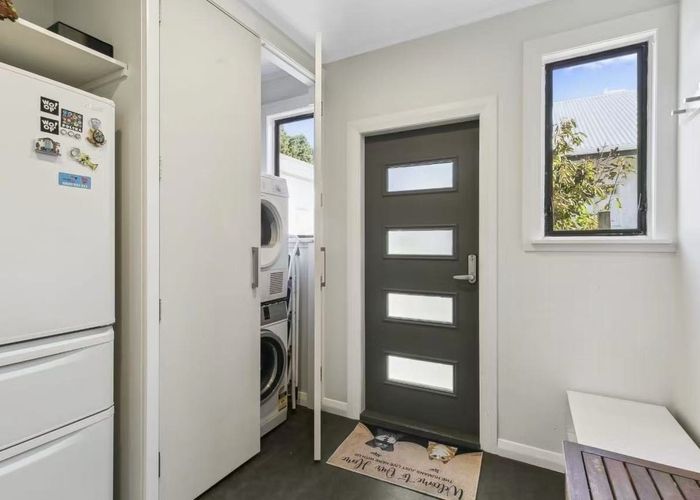  at 406 Broadway, Miramar, Wellington, Wellington