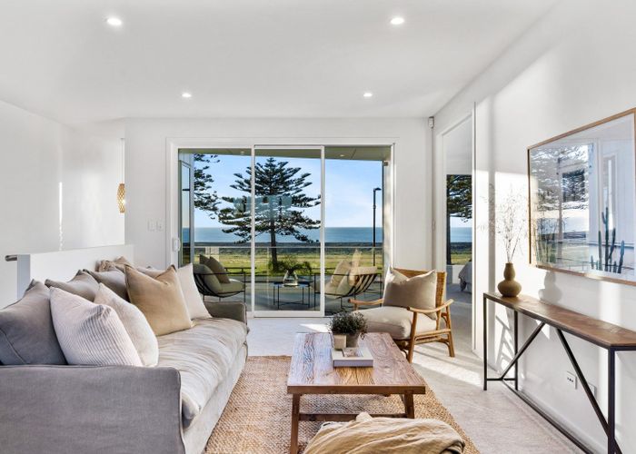  at 585 Marine Parade, Napier South, Napier, Hawke's Bay