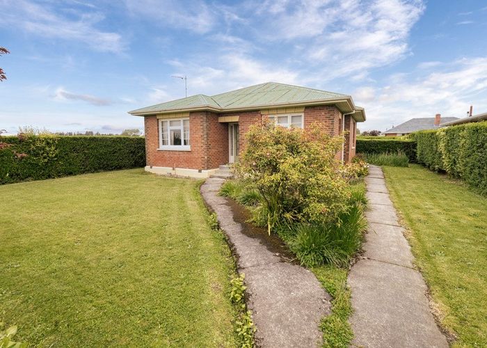  at 68 Wellington Street, Hampstead, Ashburton