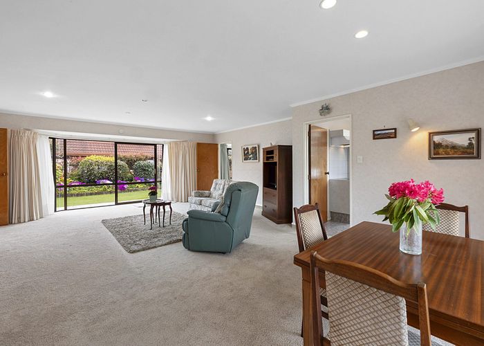  at 9 Boulevard Drive, Merrilands, New Plymouth, Taranaki