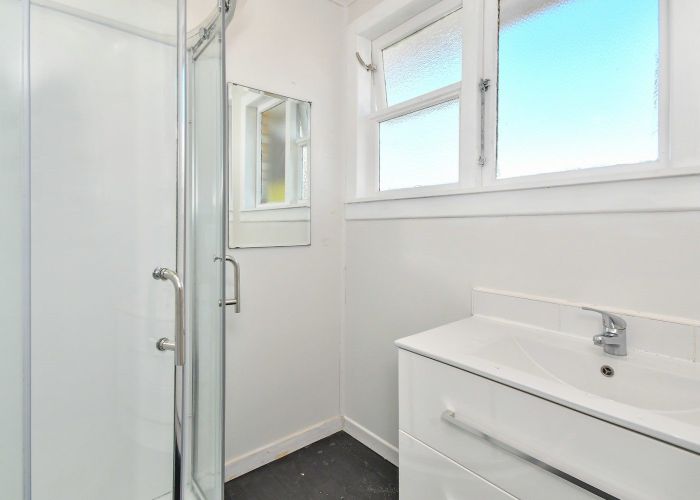  at 25 Te Wheoro Street, MEREMERE, MERCER