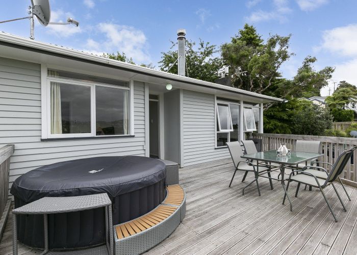  at 127 Ruskin Road, Newlands, Wellington