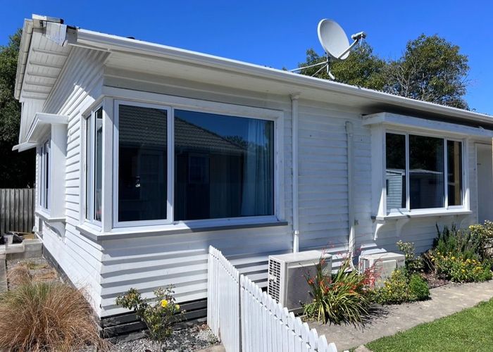  at 9 Piko Crescent, Riccarton, Christchurch City, Canterbury