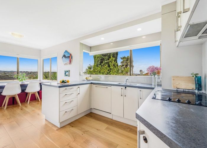  at 13A Cambric Place, Botany Downs, Auckland