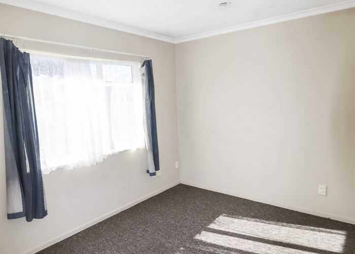  at 100 Puhinui Road, Papatoetoe, Auckland