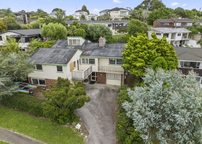  at 7 Amante Crescent, Mairangi Bay, Auckland
