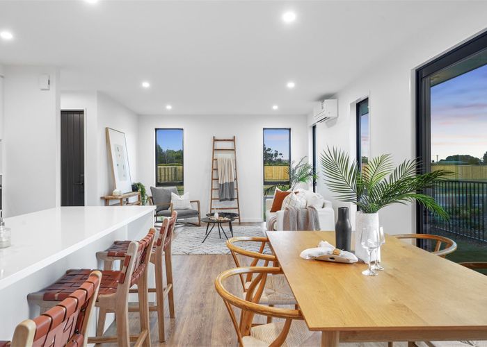  at 8 Millhaven Place, Casebrook, Christchurch