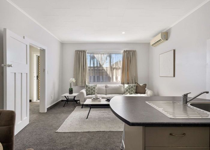 at 1/705 Heretaunga Street East, Parkvale, Hastings, Hawke's Bay