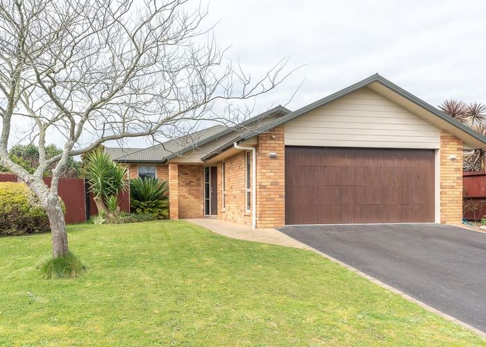  at 9 St James Drive, Huntington, Hamilton