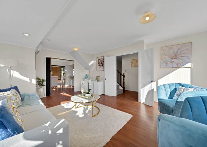  at 2/1 Belmere Rise, Farm Cove, Auckland
