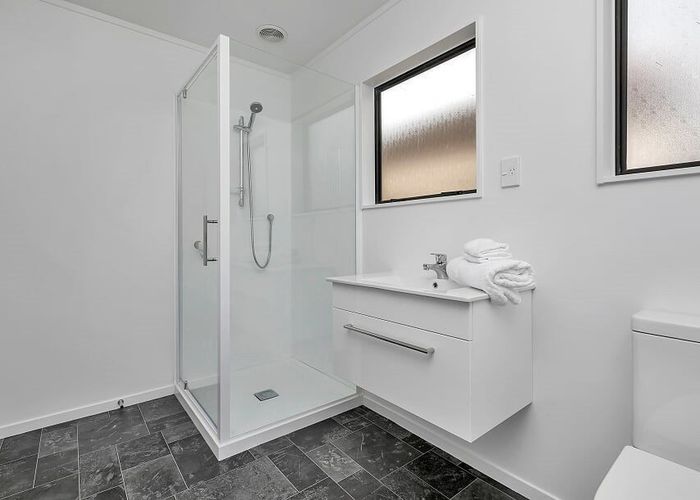  at 4 Pukeroa Place, Papakura, Papakura